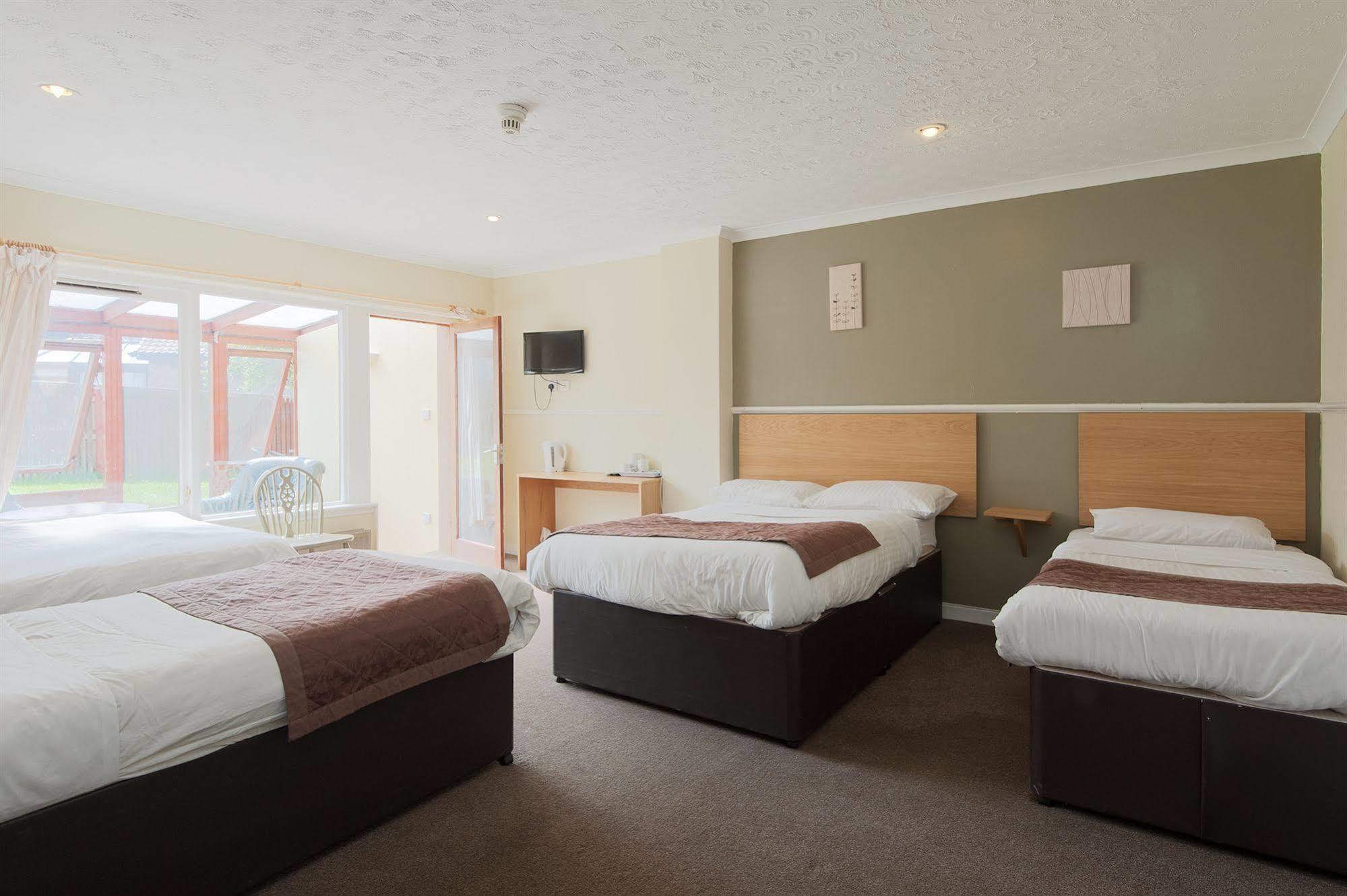 Boreland Lodge Hotel Inverkeithing Bagian luar foto