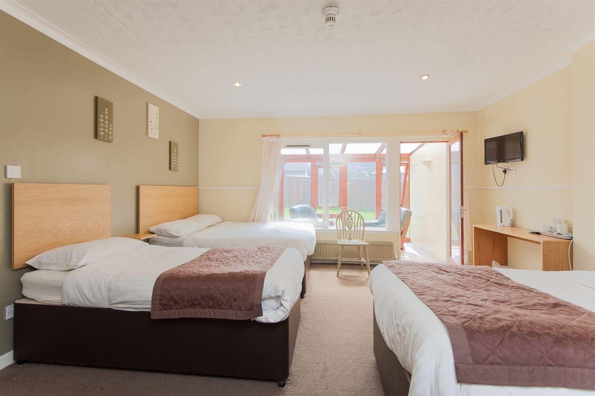 Boreland Lodge Hotel Inverkeithing Bagian luar foto