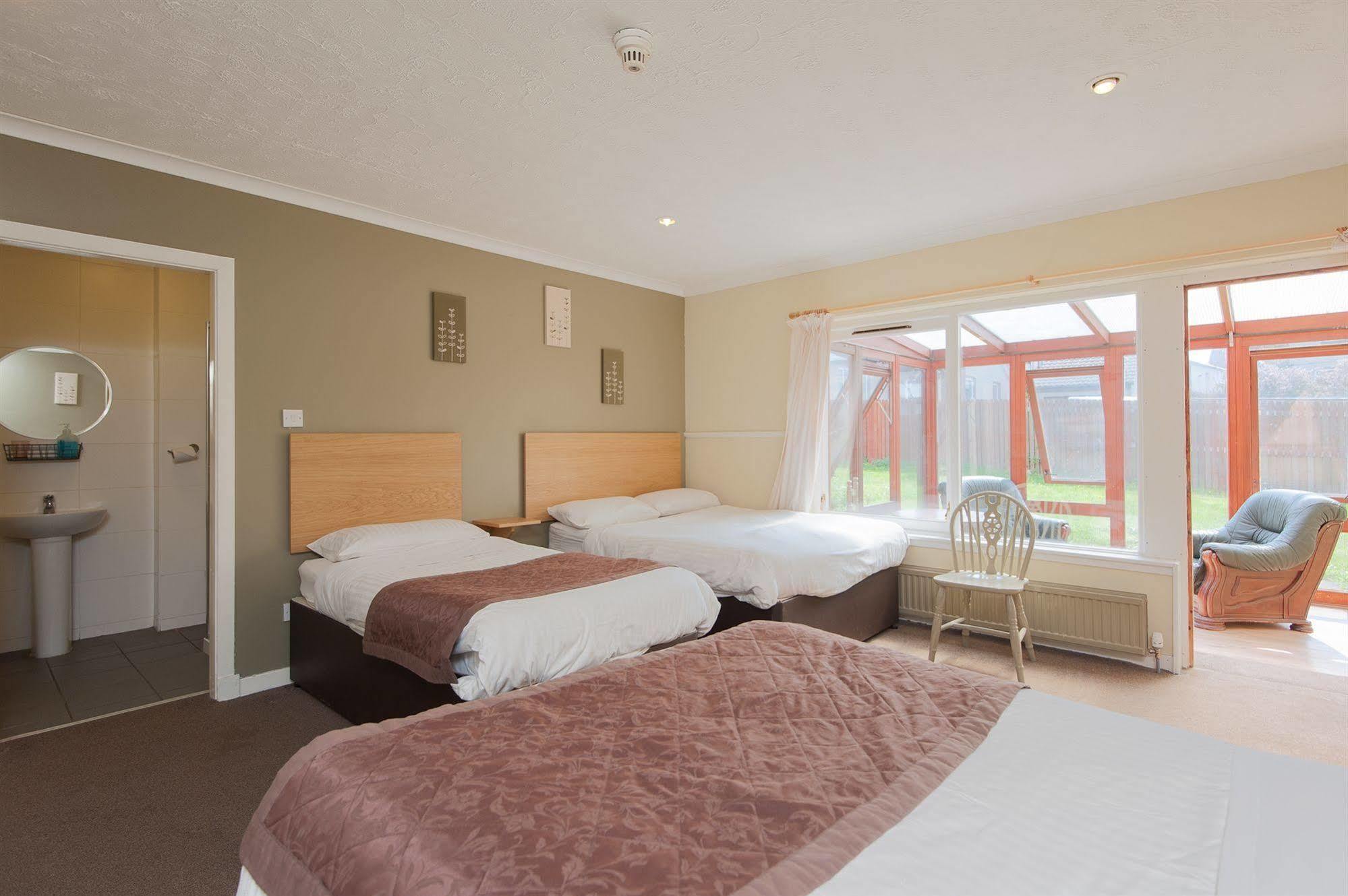 Boreland Lodge Hotel Inverkeithing Bagian luar foto